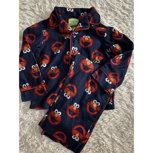 Sesame Street Boys Sz. 4T “ Elmo” Two Pc. Pj Set. Adorable